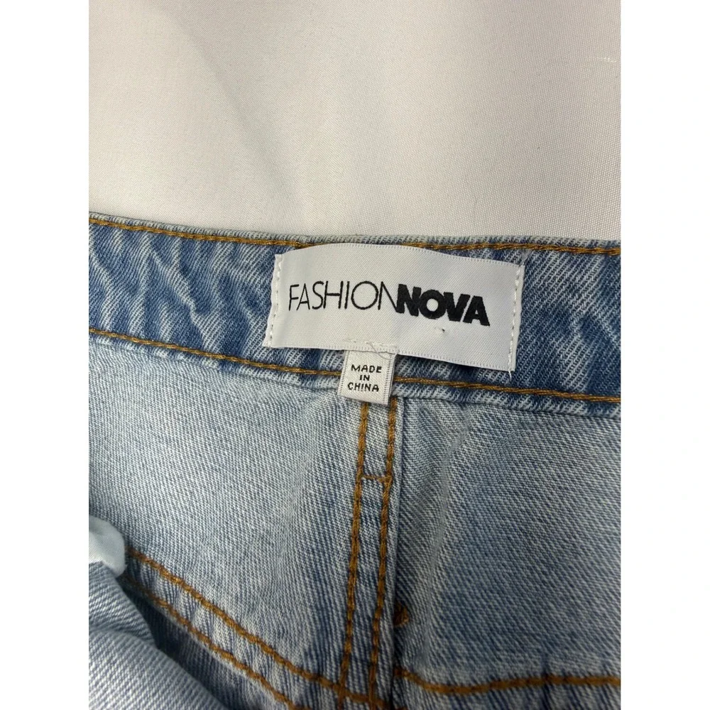 Fashion Nova Amplified Lace Up Straight Leg Jeans Light Wash Size 7 NEW Retro